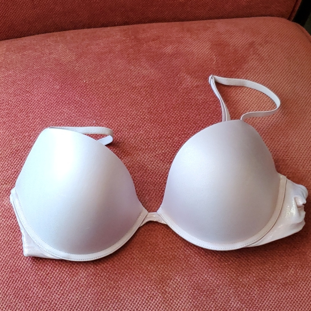 Victoria's Secret 36D bra